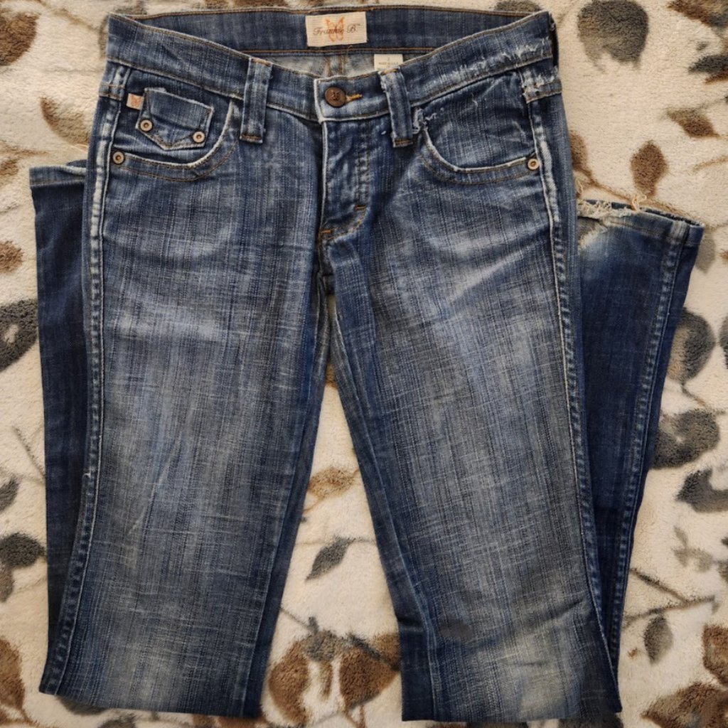Vintage Frankie B Embroidered Butterfly Pockets Jeans Size 2